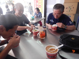 04昼食.JPG