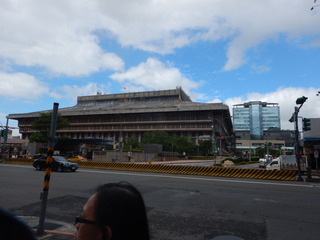 05台北駅1.JPG