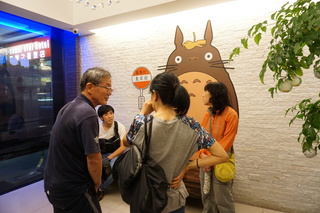 10-1ホテル受付1.JPG